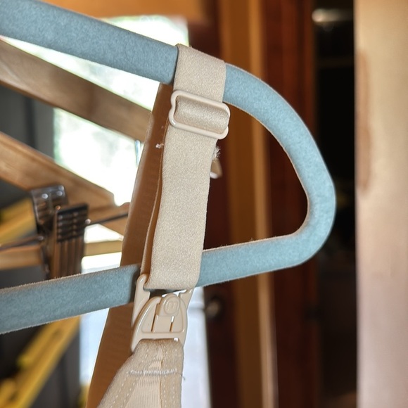 NWT Momcozy Hands Free Pumping Bra Nude Size XL - Picture 13 of 16